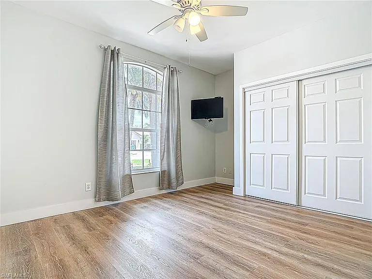 351 Pindo Palm Dr — Photo 30