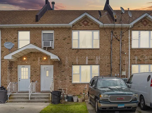 164 30th Bch, Far Rockaway, NY 11691