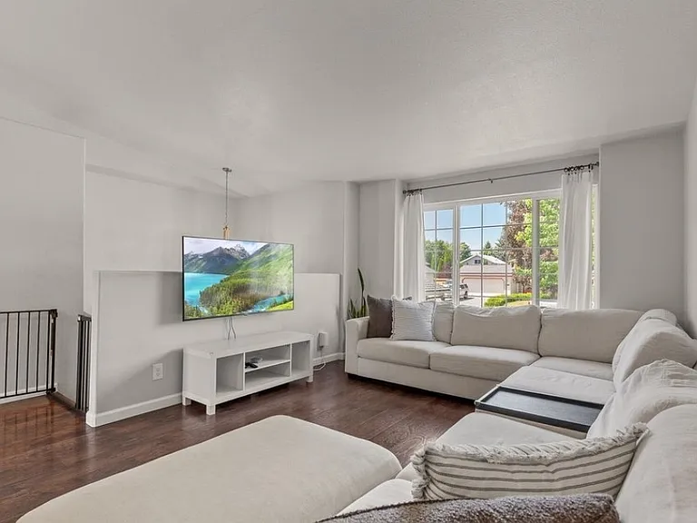 9706 N Ptarmigan Dr — Photo 3
