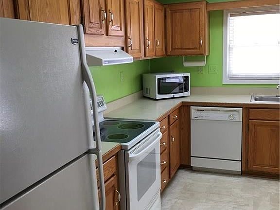 2nd image of 6428 Kims Dr