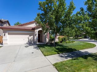 300 Willow Glen Dr, Roseville, CA