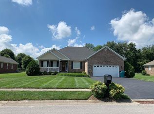 124 Emerald Ct, Smiths Grove, KY 42171