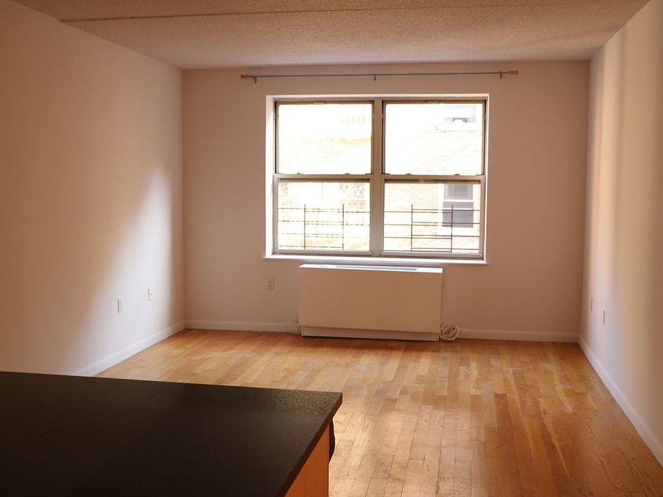 1st image of 736 W 187th St APT 307