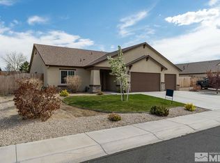 121 Carson River Dr, Dayton, NV 89403