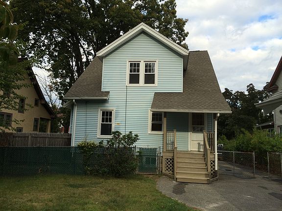 2nd image of 84 Woodlawn St