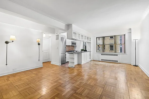 Sold by Douglas Elliman | media 14