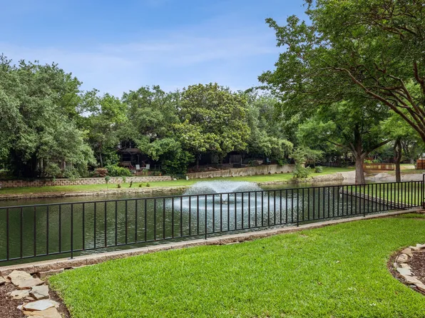 2941 Country Place Cir, Carrollton, TX 75006