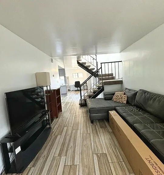 8513 Reading Ave — Photo 2