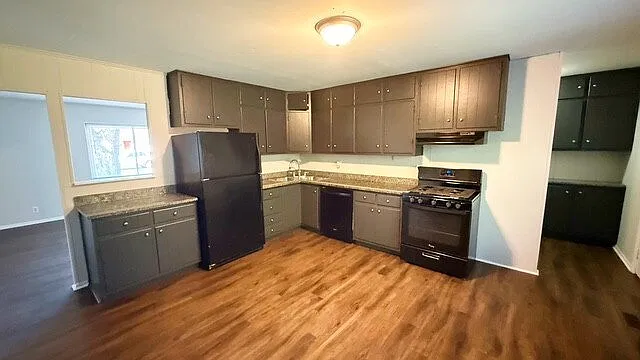 3 bed, 1.0 bath, 1073 sqft, $1,395 — Photo 4