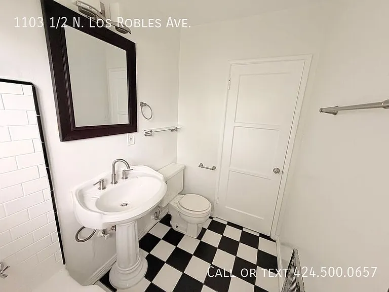 1103 1/2 N Los Robles Ave — Photo 13