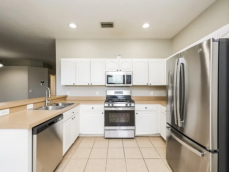 6748 Monarch Park Dr — Photo 8