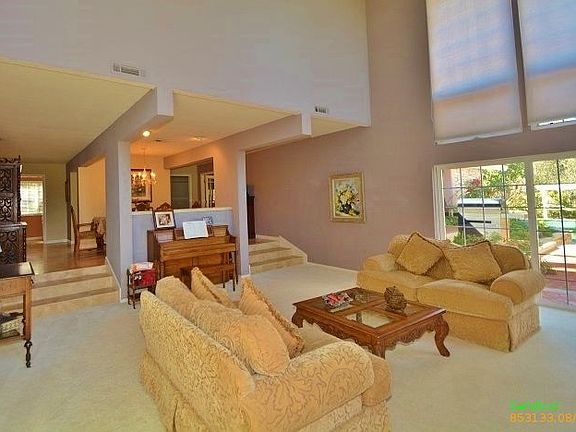 4th image of 16239 Oak Creek Trl