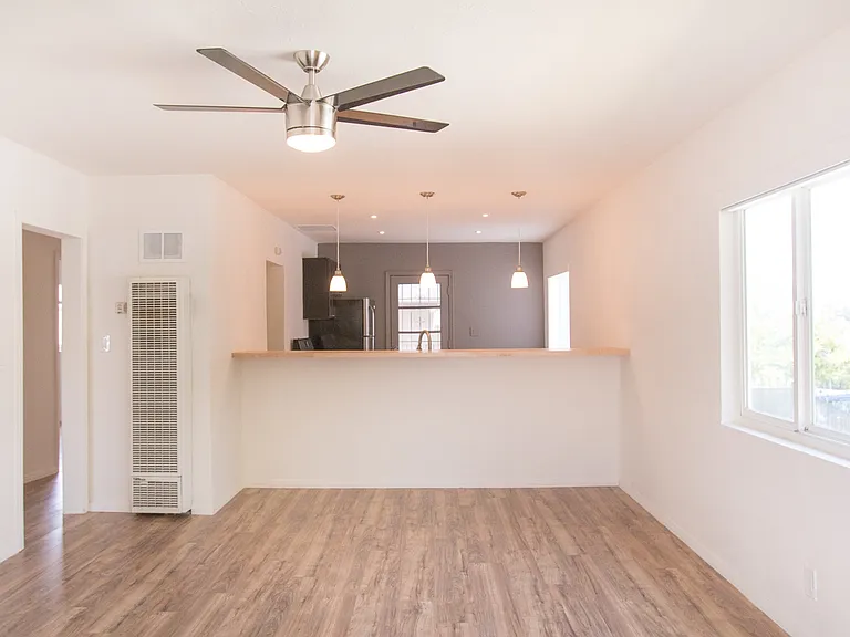 Upgraded 2 Bedroom/ 1 Bath Located in the Mount Hope Neighborhood of San Diego! — Photo 1