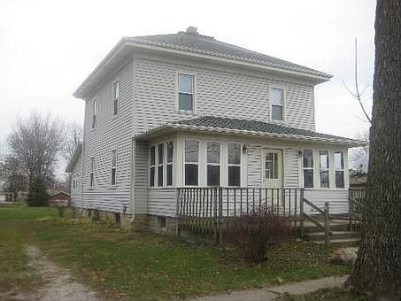 1st image of 465 E 1st Ave