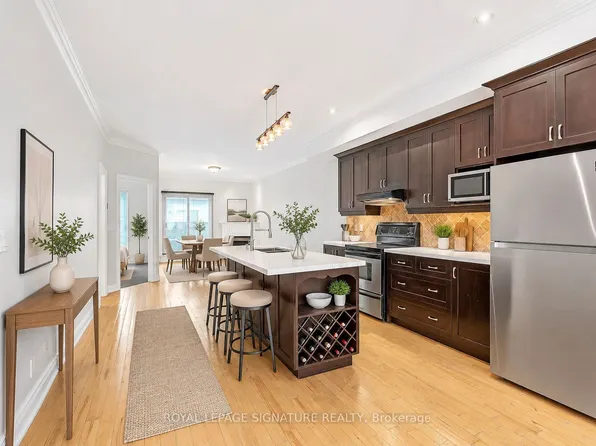 1019A College St, Toronto, ON M6H 1A8