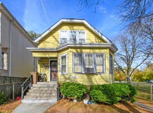 304 W 109th St, Chicago, IL 60628