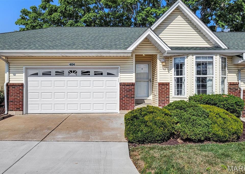 1st image of 404 Cardinal Commons Ct