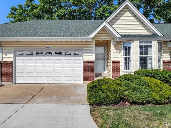 404 Cardinal Commons Ct, Saint Peters, MO 63376