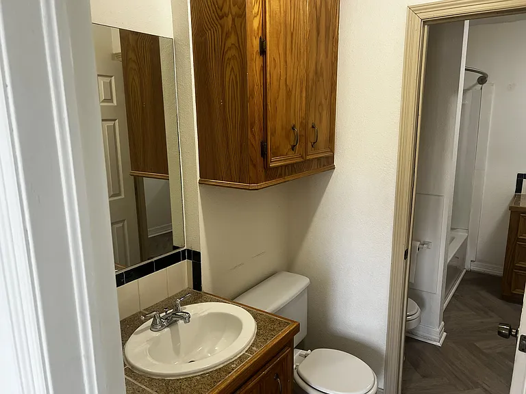 1/2 Bath connected to Master Bedroom