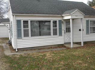 917 Goltra Ave, Jacksonville, IL 62650