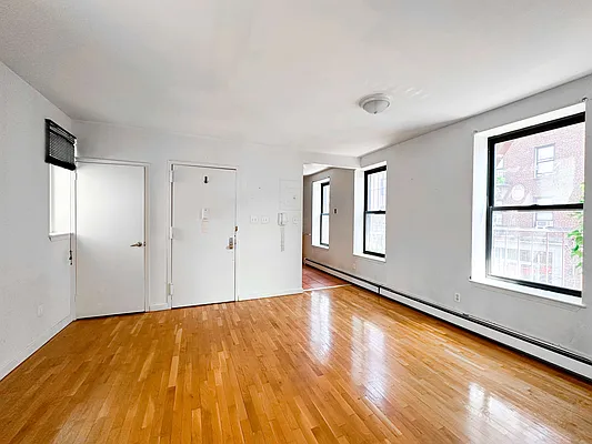 Rented by Skyward | media 9