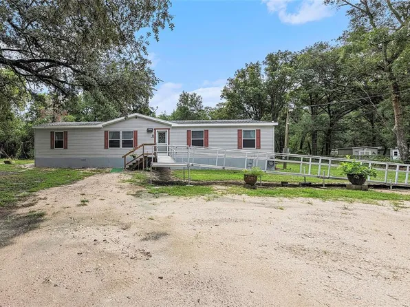 4052 Court St, Zephyrhills, FL 33542