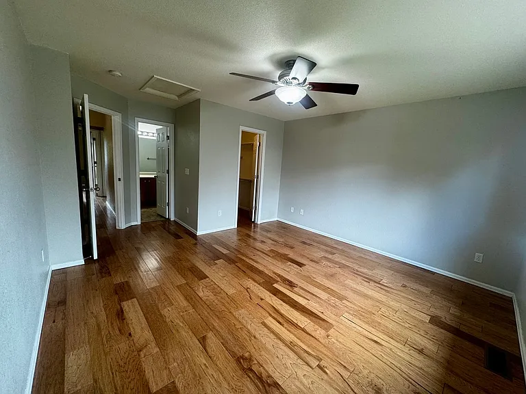 5302 Statute Dr — Photo 44