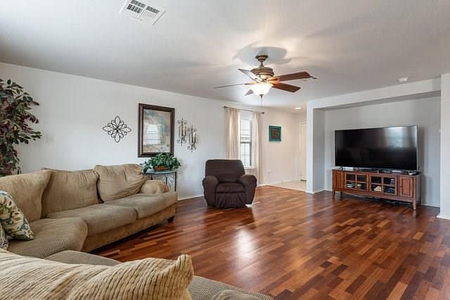1st image of 2318 Kuykendall Dr
