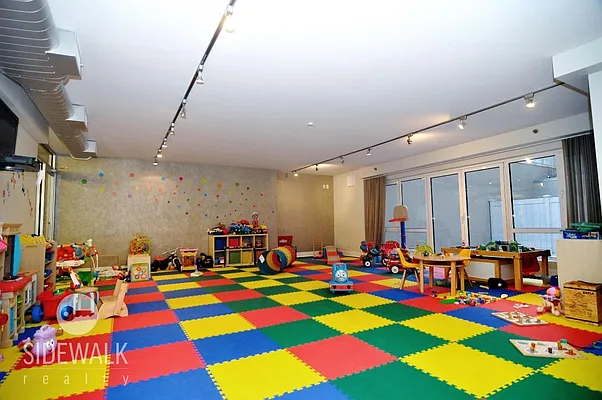 Rented by Sidewalk Realty LLC | media 10