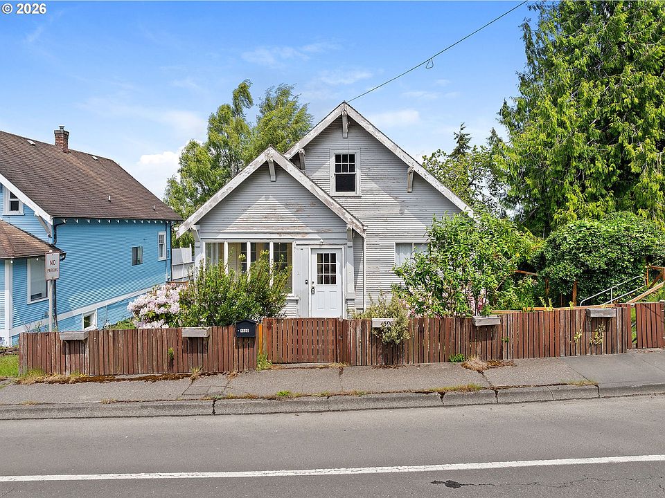 1st image of 4590 Lief Erikson Dr