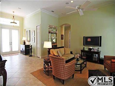 5th image of 8090 SE Woodlake Ln