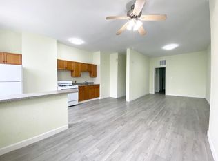 5337 72nd Pl, Maspeth, NY 11378