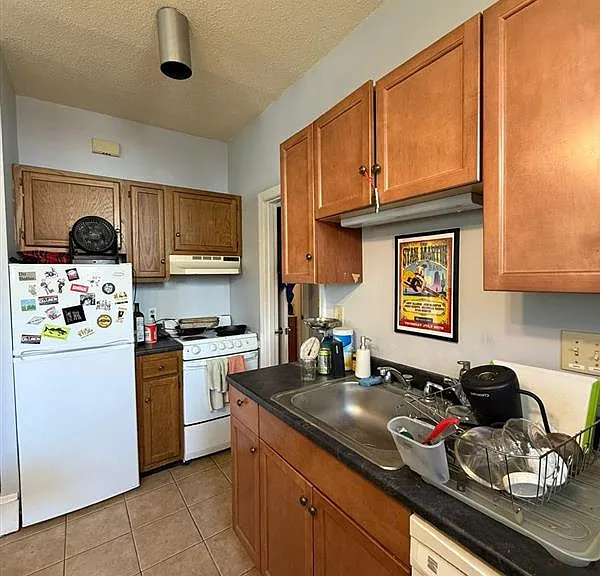 34 Central St — Photo 1