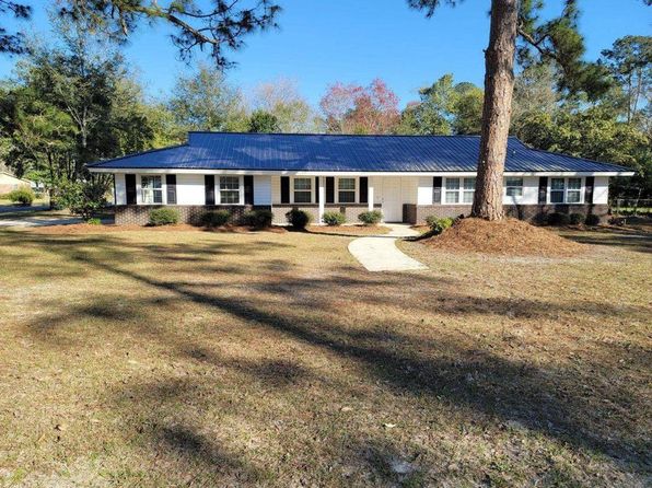301 Carlton Dr