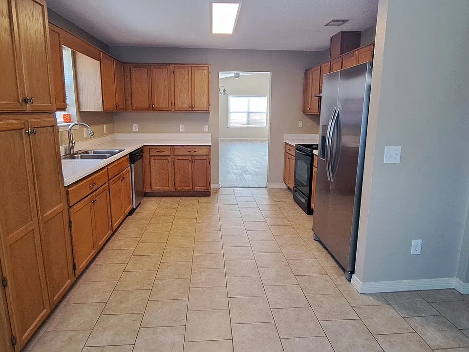 5491 Keel Dr