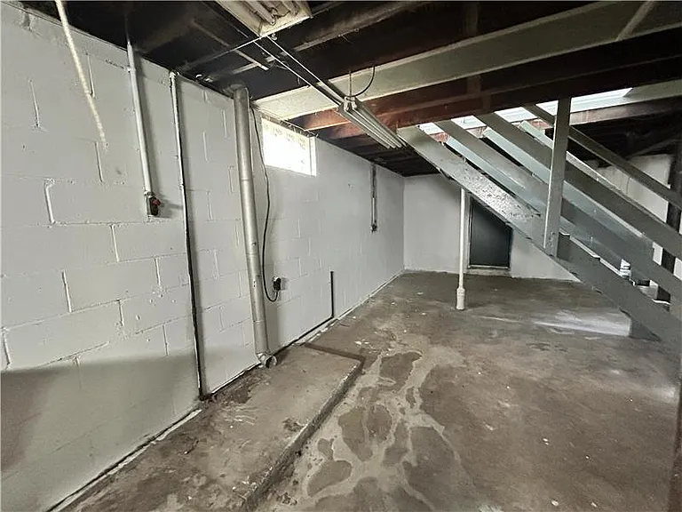 2823 Cleveland Ave — Photo 8
