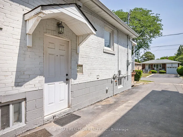 110 Gorman Park Rd — Photo 31