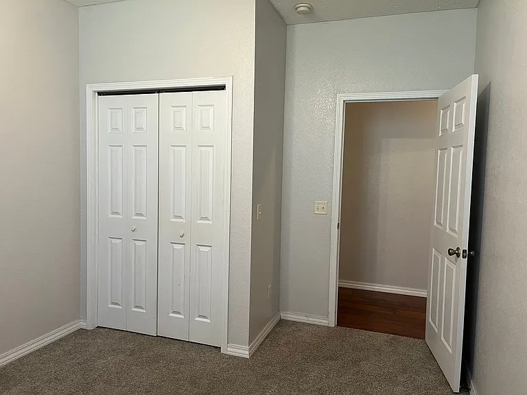 630 N Sunset Ave — Photo 22