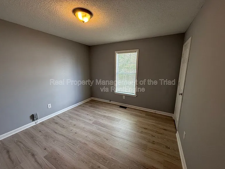1014 Tuscaloosa St — Photo 9