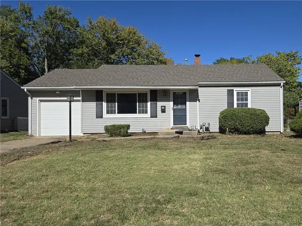 10416 E 26th Ter S, Independence, MO 64052