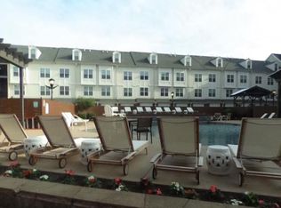 301 Constitution Ave, Bayonne, NJ 07002