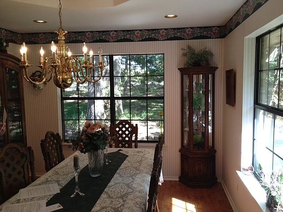 4th image of 102 Houston Dr