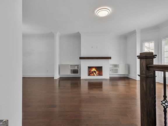 5th image of 1109 Willow Field Dr SE