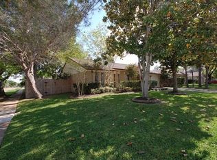 612 Oak Harbor Dr, Houston, TX 77062
