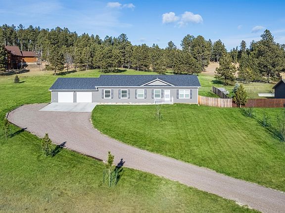 2nd image of 151 Surrey Ln