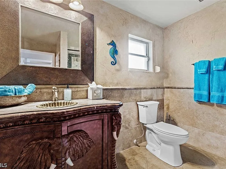 252 Bayshore Dr — Photo 17