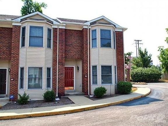 2nd image of 1625 Nicholasville Road #101