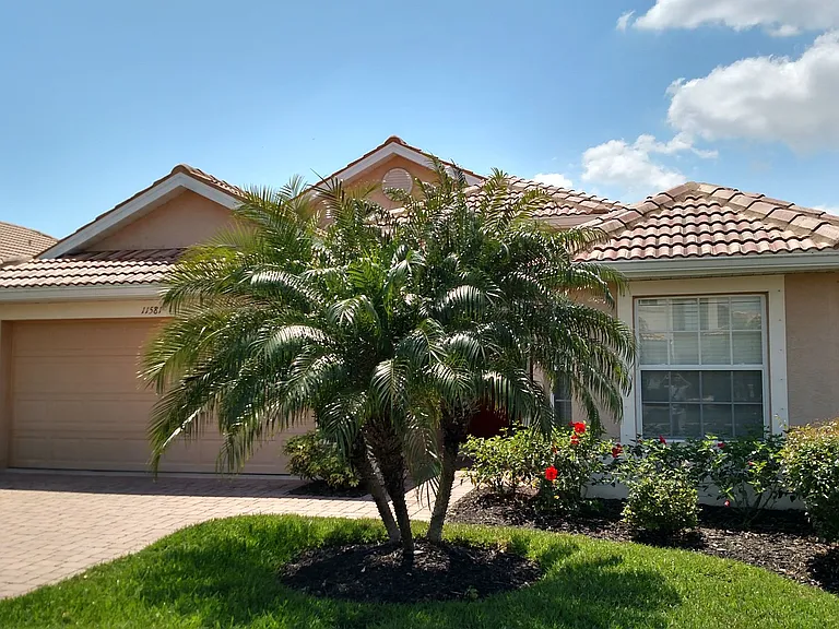 11581 Dancing River Dr — Photo 1