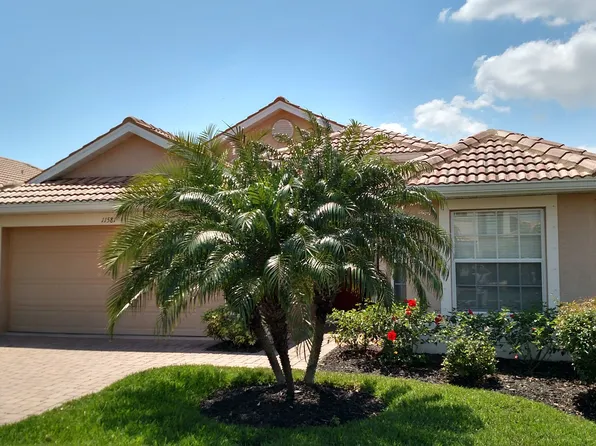 11581 Dancing River Dr, Venice, FL 34292