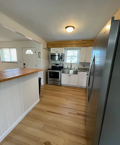 213 Columbus Dr — Photo 7